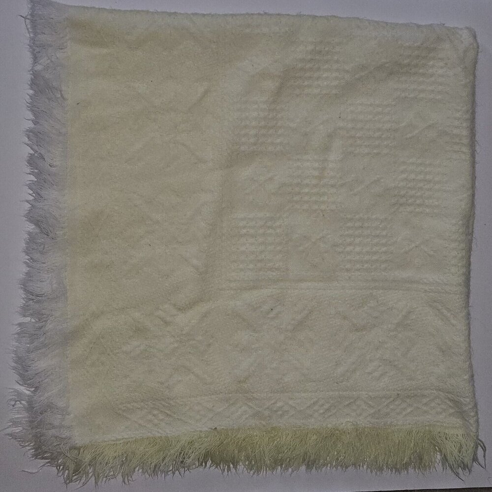 VTG Yellow White Baby Blanket Acrylic Fringe Knit 35x36